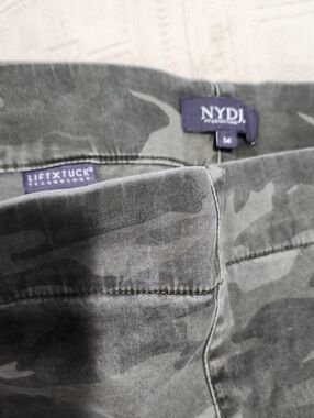 NYDJ Women's Olive Green Camo Skinny Pants